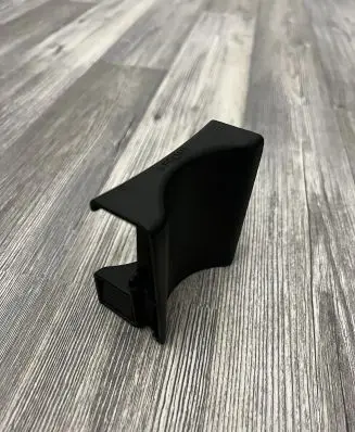 Cup holder front