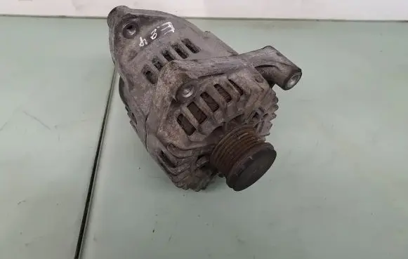 BMW X1 E84 Generator/alternator 8507624 12318507624