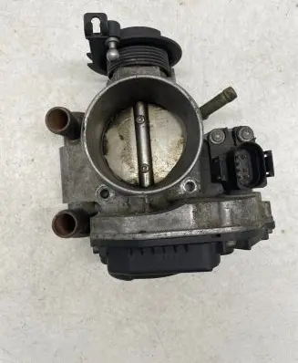 Audi A4 S4 B5 8D Throttle valve 408237212002