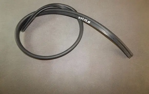 Skoda Octavia Mk3 (5E) Engine compartment rubber 5E0826723A