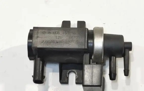 Mercedes-Benz B W245 Turbo solenoid valve A0051535528