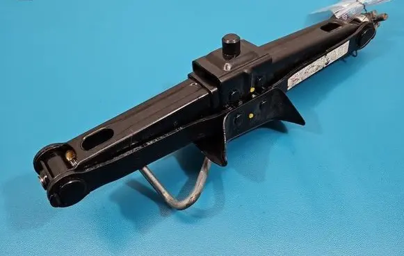 Maserati Quattroporte Lift Jack IMPRK1535213