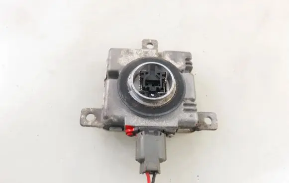 Mitsubishi Outlander Headlight ballast module Xenon W3T23371