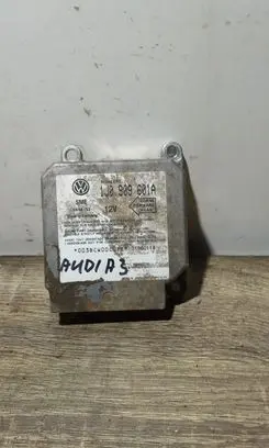 Audi A3 S3 8L Airbag control unit/module 1J0909601A