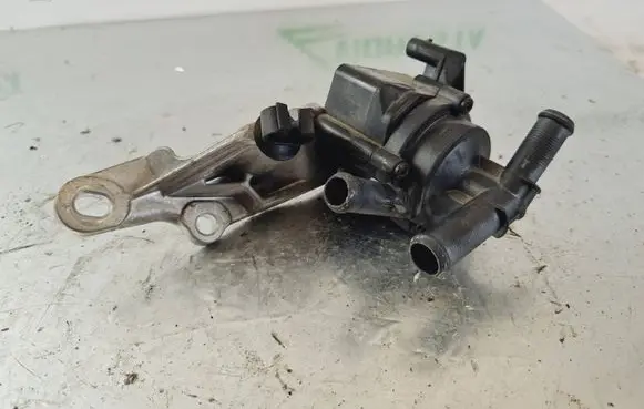 Peugeot 3008 II Electric auxiliary coolant/water pump 9811099080