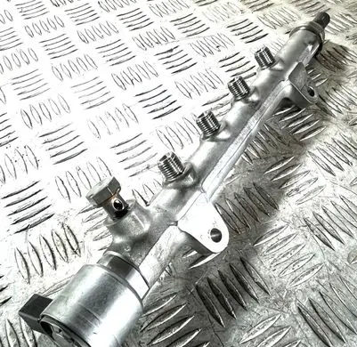 Mercedes-Benz GLA W156 Fuel main line pipe A6510700700