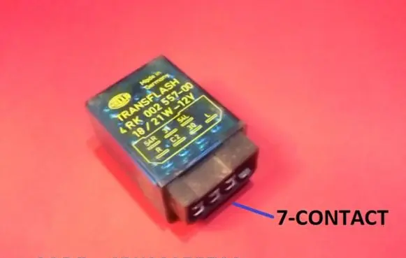 Mercedes-Benz E W124 Hazard warning light relay 4RK00255700