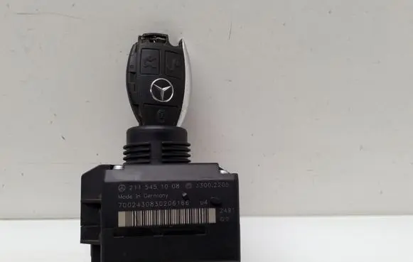 Mercedes-Benz E W211 Ignition lock 2115451008 33002205