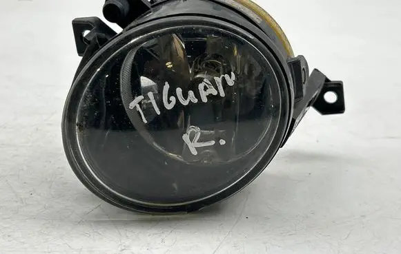 Volkswagen Tiguan Front fog light 27128800