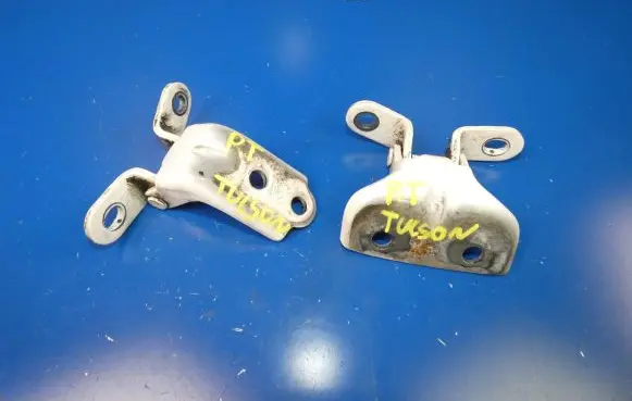 Hyundai Tucson TL Rear door hinge set 