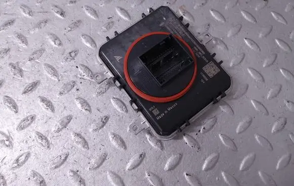 BMW X5 G05 LED ballast control module 5A73782 63115A73785 5A73785