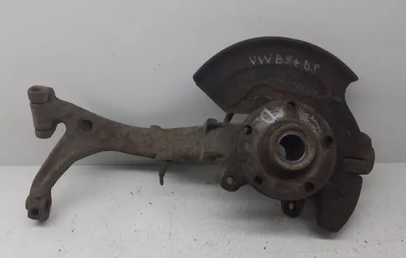 Volkswagen PASSAT B5.5 Front wheel hub