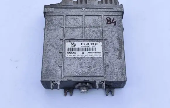 Volkswagen II LT Engine control unit/module 074906021AQ 28SA3699 0281001888