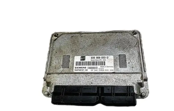 Skoda Fabia Mk2 (5J) Engine control unit/module 03E906033D