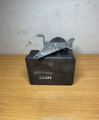 BMW 1 E81 E87 ABS Pump 6784764 C2484