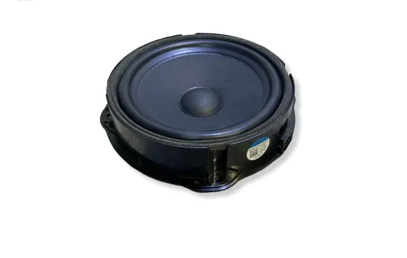 Audi A1 Front door speaker 83A035415B 01774 20231123