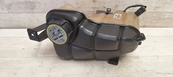 Volvo V70 Coolant expansion tank/reservoir 6G918K218D2L4A 6G918K218
