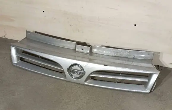 Renault Trafic III (X82) Front grill 8200137047