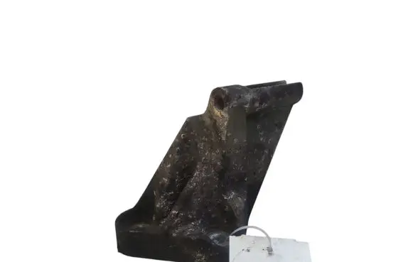 Nissan X-Trail T30 Engine mounting bracket