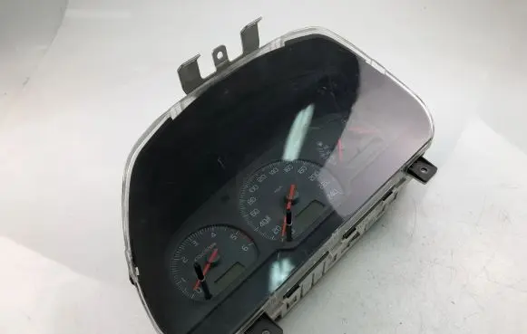 Volvo S40, V40 Speedometer (instrument cluster) 30857571