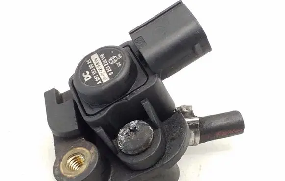 Mercedes-Benz C W204 Air pressure sensor A0071530028 0261230196