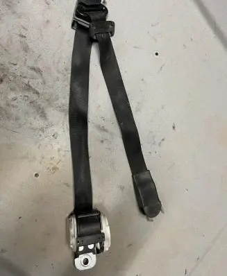 Chrysler Grand Voyager IV Front seatbelt 1BJ92TRMAA 041101041101 P1BJ921D5AA