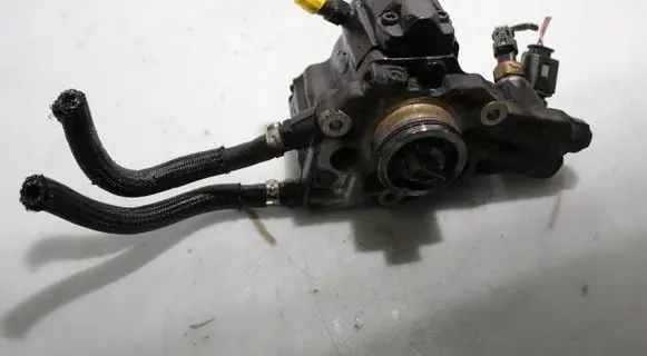 Mercedes-Benz C W204 Fuel injection high pressure pump 9421A30A