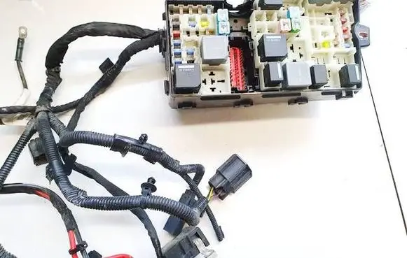 Volvo V40 Fuse box set AV6T14A142AA