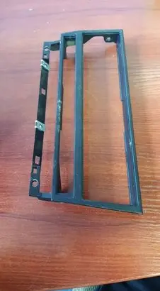 Radio/GPS head unit trim