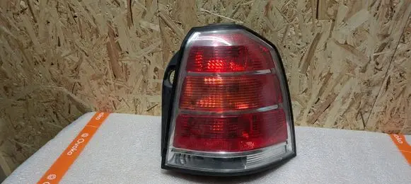 Opel Zafira B Rear/tail lights 24451843