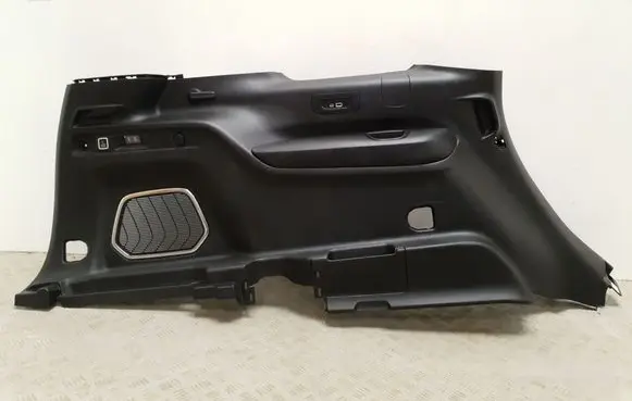 Jeep Grand Cherokee WL Tailgate/trunk side cover trim 6XX08TRMAE