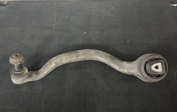 BMW X6 E71 Front lower control arm/wishbone 15V24