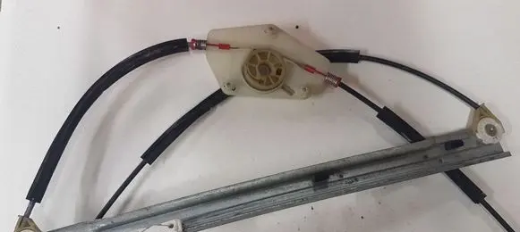 Citroen C4 I Picasso Front window lifting mechanism without motor 9682493680