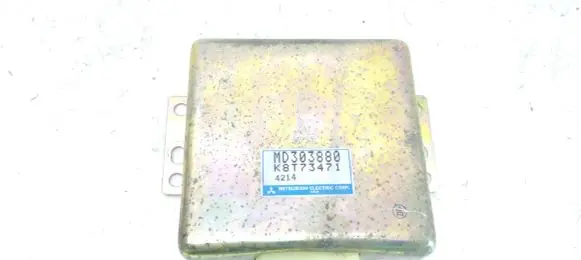 Mitsubishi Pajero Engine control unit/module MD303880 K8T73471