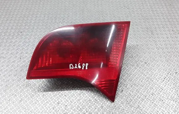 Audi A4 S4 B7 8E 8H Tailgate rear/tail lights 8E9945094