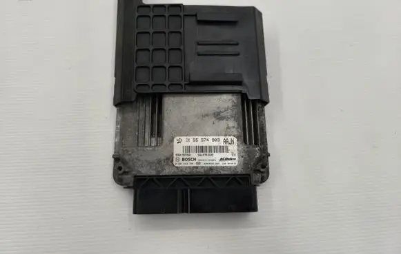 Opel Insignia A Engine control unit/module ECU 55574903