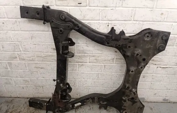 MG ZS Front subframe P00049137 P00049154