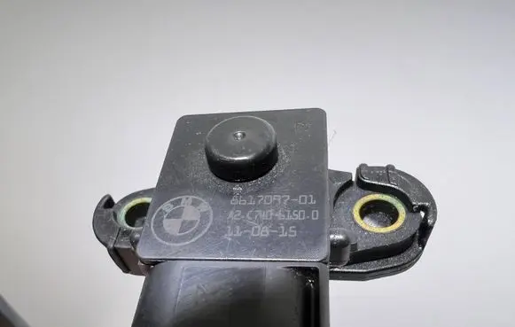 BMW 3 F30 F35 F31 Valve vacuum 7636144