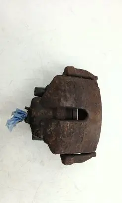 Volkswagen PASSAT B7 Front brake caliper