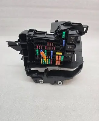 Volkswagen Tayron II Fuse module 5WA937615
