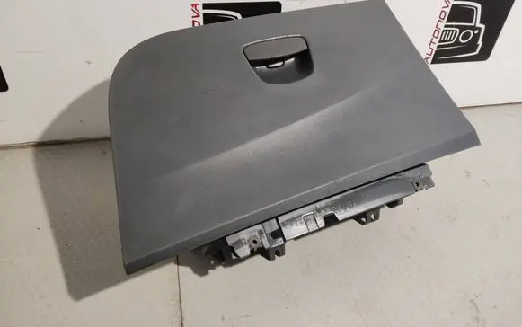 Seat Ibiza IV (6J,6P) Glove box 6J1857103 6J1857095 M77230