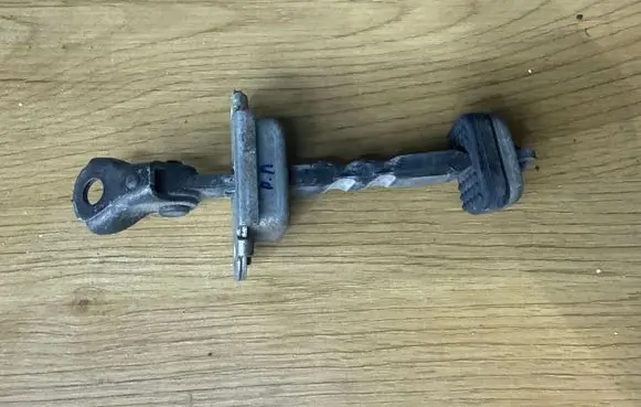 Honda Civic Front door check strap stopper