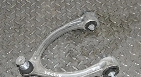 Mercedes-Benz E W238 Front upper control arm/wishbone 