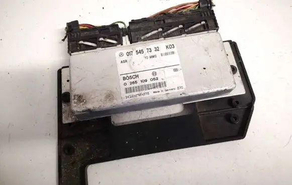 Mercedes-Benz C W202 ABS control unit/module 0175457332 0265109052