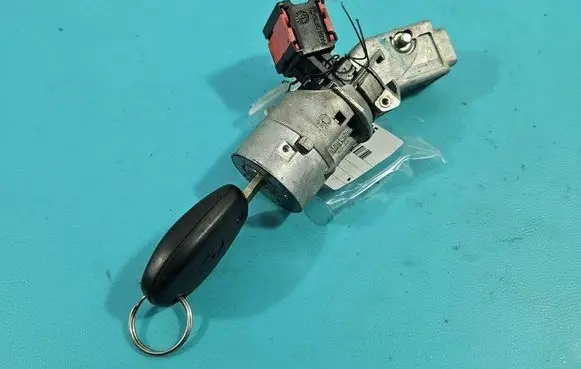 Renault Kangoo II Ignition lock IMPRK1468085