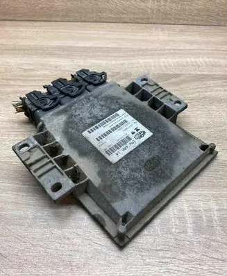 Peugeot 406 Engine control unit/module ECU 9642862780 9642615880 16423104