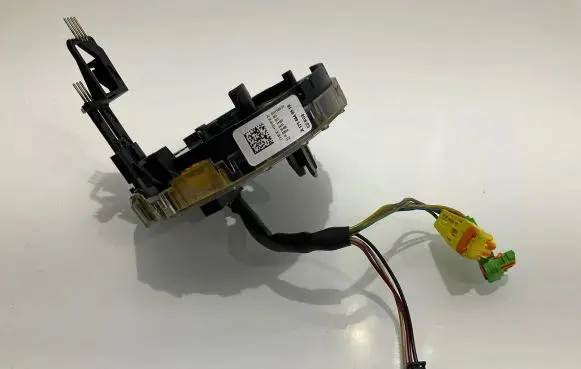 Mercedes-Benz CLS C219 Airbag slip ring squib (SRS ring) A1714640518 1714640518