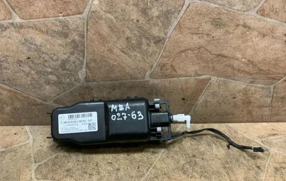 Mercedes-Benz GLE (W166 - C292) Seat adjustment motor A0008000500