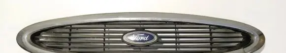 Ford Mondeo MK II Front grill 96BG8200 YS718A133DA