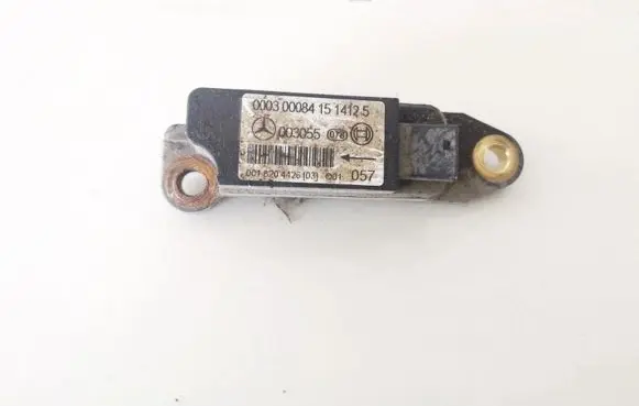 Mercedes-Benz C W203 Airbag deployment crash/impact sensor 0018204426 00030008415